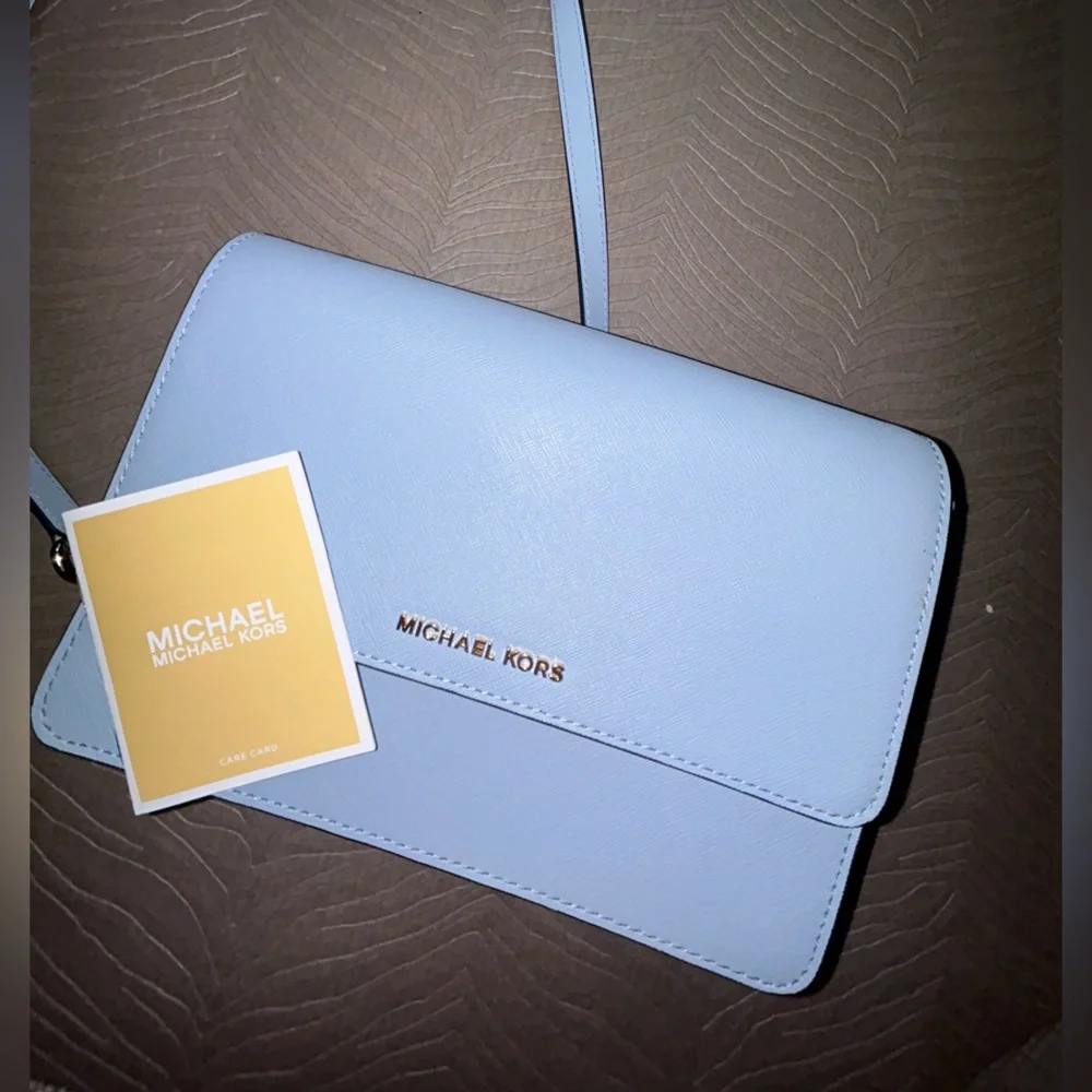 NEW Michael Kors Crossbody Purse - Picture 1 of 4